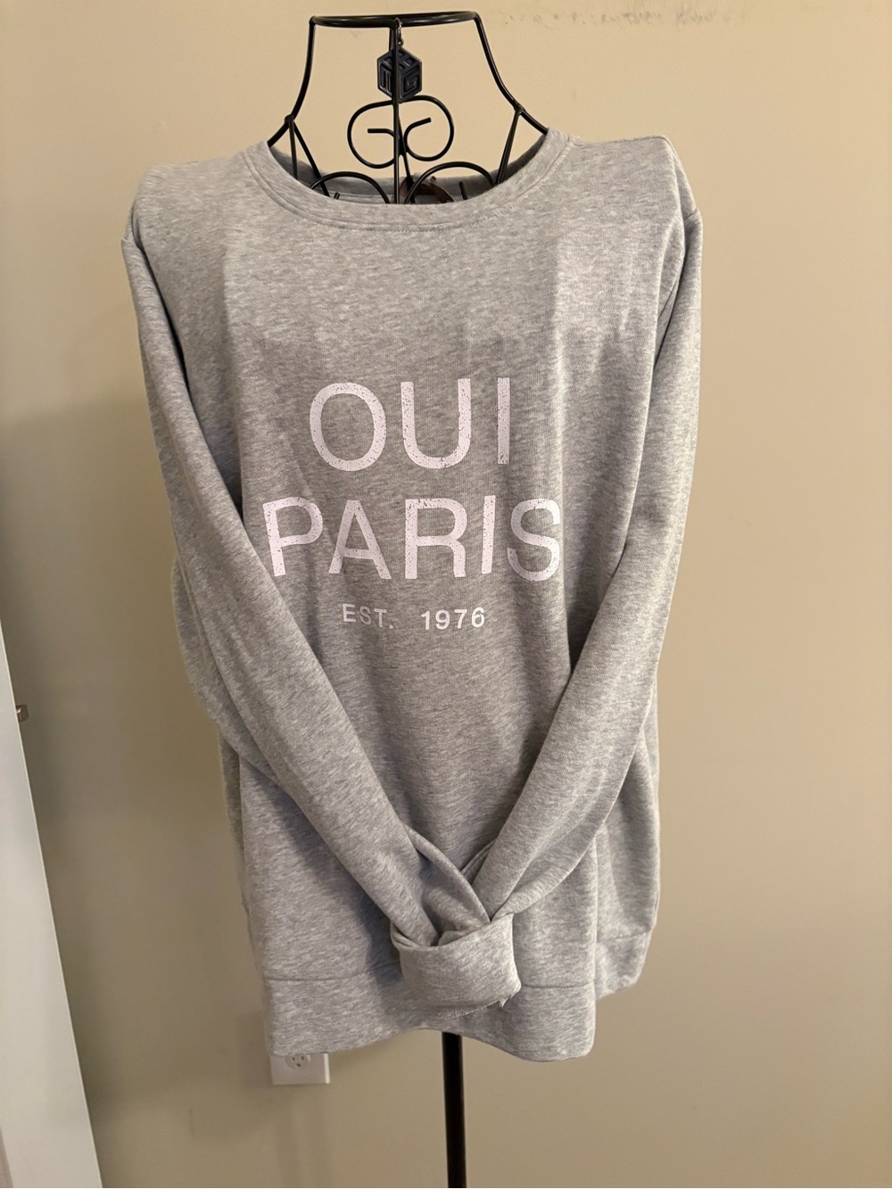 LOFT Women’s Gray 'OUI PARIS' Crewneck Sweatshirt